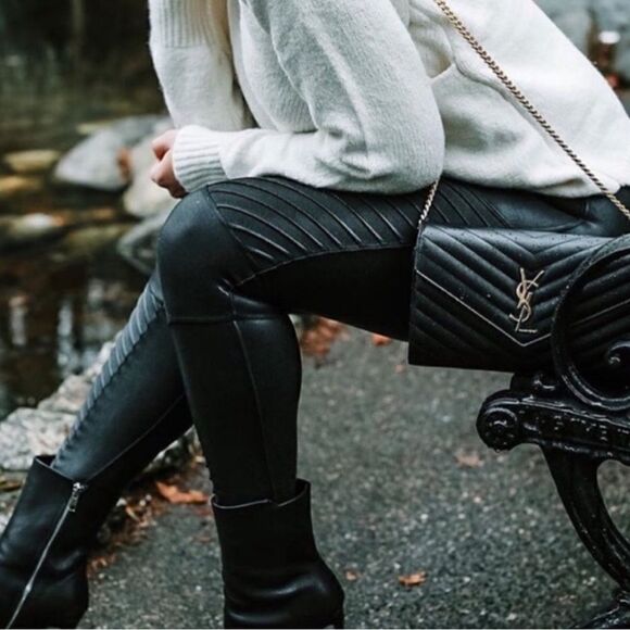 SPANX faux leather Moto size Large - Picture 3 of 10